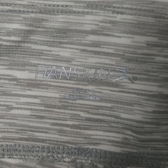 Danskin Grey/White Capri Legging S Exercise Athleisure Activewear Cozycore Comfy - Picture 9 of 11